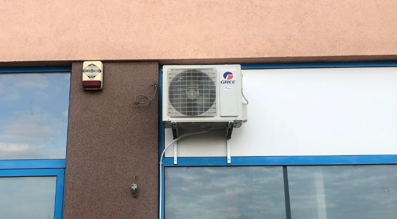 Montaż klimatyzacji w firmie